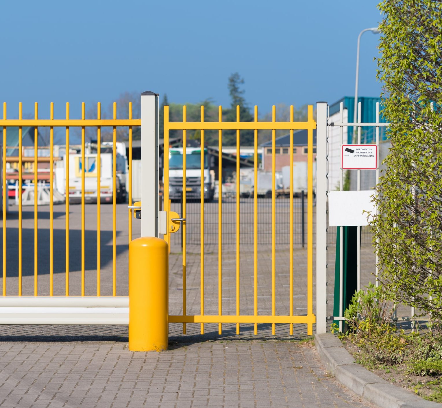Projects Archive - Kaiser Garage Doors & Gates